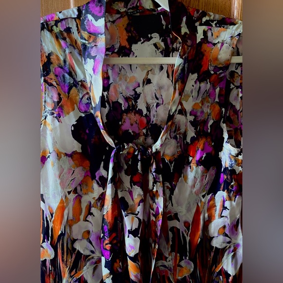 Elie Tahari Tops - Elie Tahari Multicolor Floral Silk Blouse